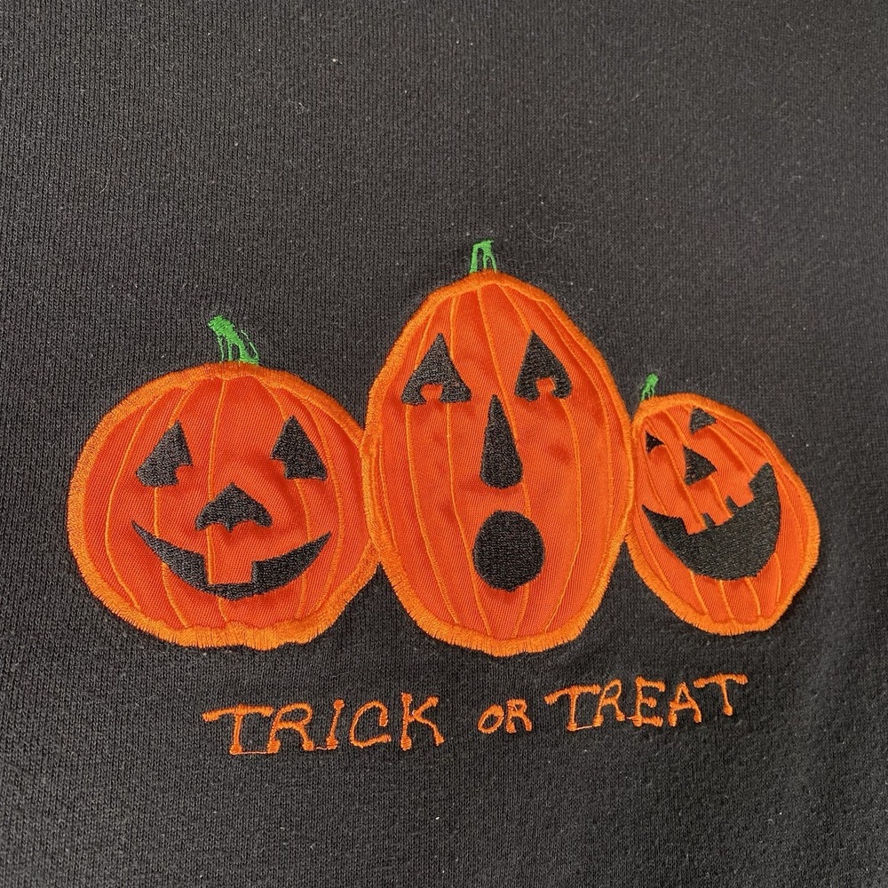 Vintage Halloween Trick Or Treat Sweatshirt Size L Black Pumpkin Crewneck 90s - Picture 5 of 12
